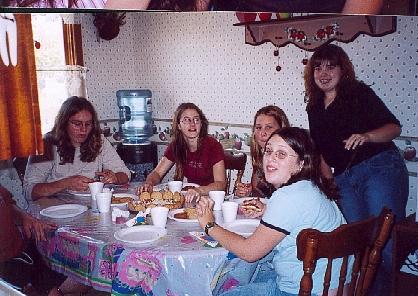 suz_girls.jpg
